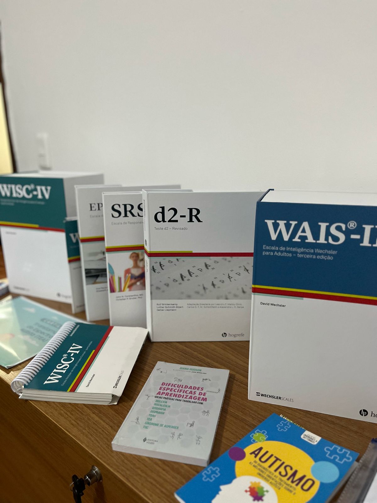 Livros de psicologia de Cíntia Almeida